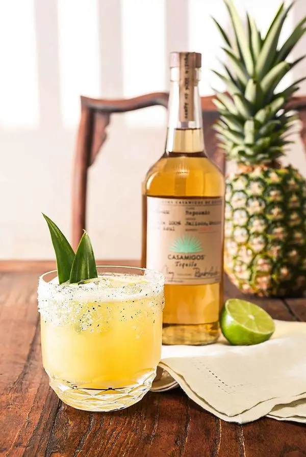 “Casamigos Reposado tequila bottle – Premium reposado tequila available online with fast delivery from The V Bar in Kenya.”